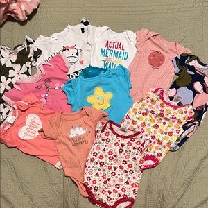 11 Colorful Baby Onesies Set